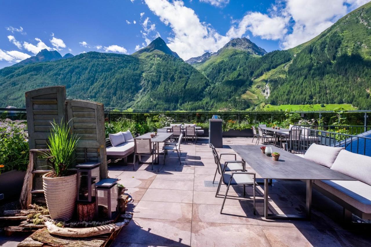 Vier Studios & Restaurant Längenfeld Екстериор снимка